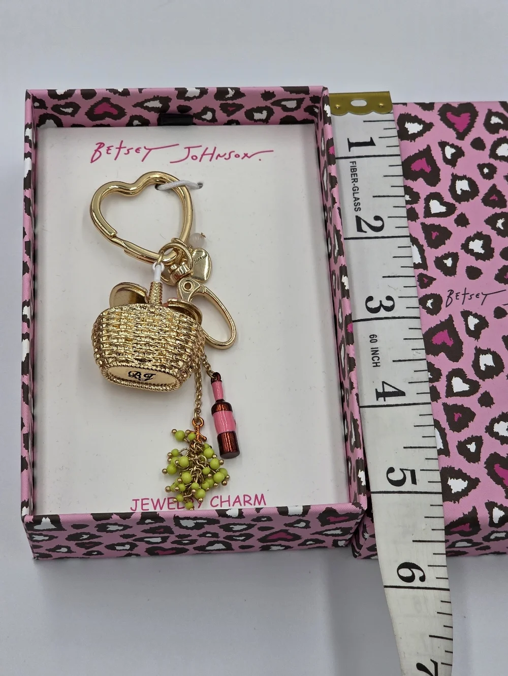 Betsey Johnson Picnic Basket‎ Wine & Grapes Bag Charm Jewelry Keychain New Box